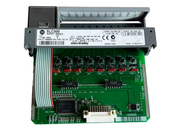 Allen Bradley SLC500 1746-0B8 Output Module - Image 2