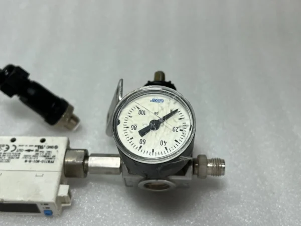 LOT OF 2 PCS SMC PFM710-N01-B-M Flow Switch & Marsh MA13R1NM & SENSOR A2014-S83 - Image 6