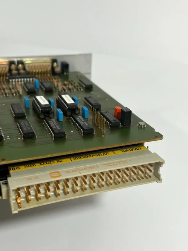 ABB INTERFACE MODULE VDA330A02 HIEE300025R2 / VD A330 A02 / VD A330A - Image 6