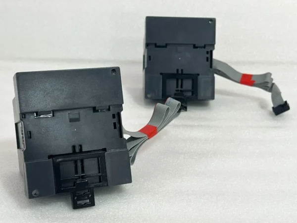 LOT OF 2 - Unitronics IO-RO8 Relay Output Expansion module - Image 2