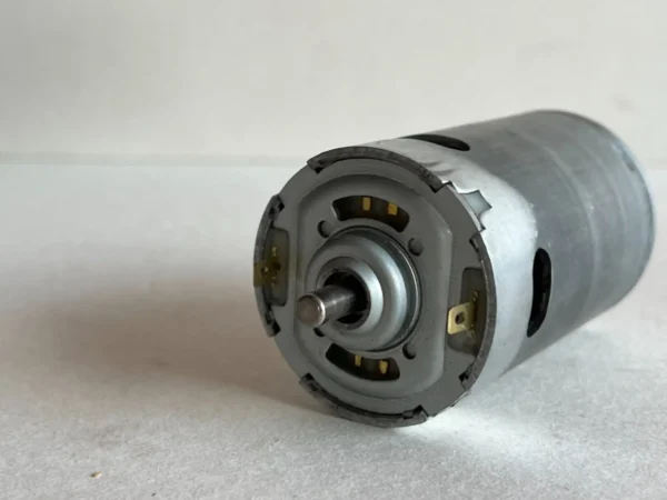 LOT OF 3 PCS - Johnson Electric Brush mowing motor/1090152 3Q2211 model MOT7001A - Image 2