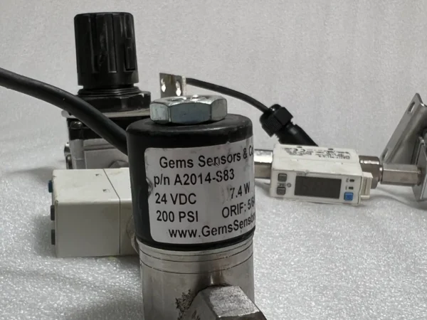 LOT OF 2 PCS SMC PFM710-N01-B-M Flow Switch & Marsh MA13R1NM & SENSOR A2014-S83 - Image 3