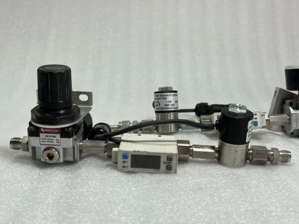 LOT OF 2 PCS SMC PFM710-N01-B-M Flow Switch & Marsh MA13R1NM & SENSOR A2014-S83 - Image 5