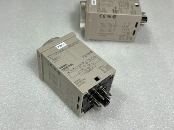 LOT OF 2 - OMRON H3CR-H8L Timer Relay - Image 3