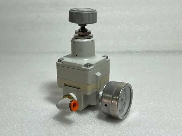 SMC IR2020-N02 Precision pressure regulator - Image 4