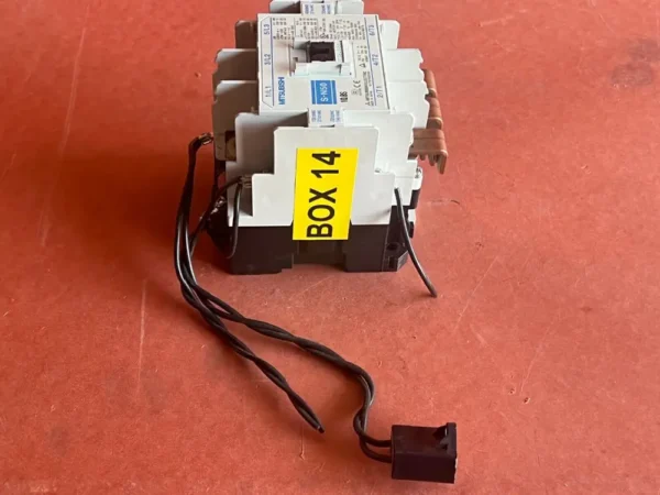 MITSUBISHI S-N50 MAGNETIC CONTACTOR - Image 2