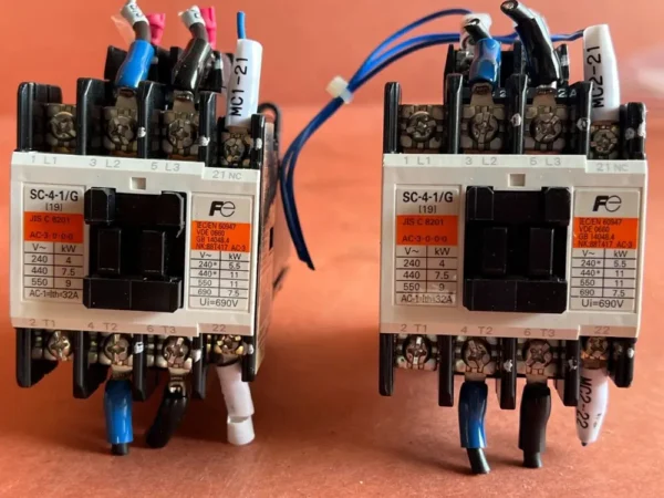 LOT OF 2 - FUJI CONTACTOR SC-4-1 - Image 4