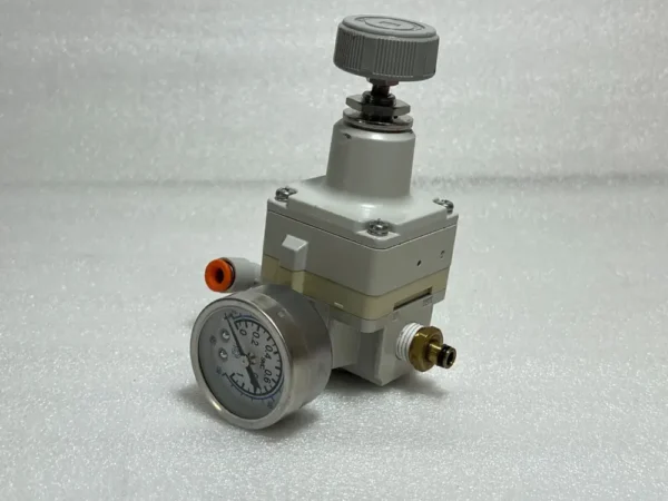 SMC IR2020-N02 Precision pressure regulator