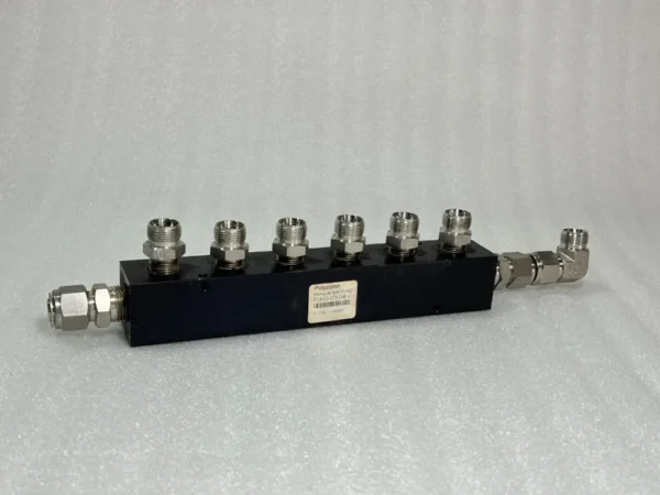 Polyconn PCM30-375-06BW MANIFOLD WIDE - Image 2