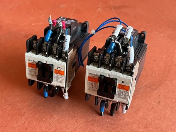 LOT OF 2 - FUJI CONTACTOR SC-4-1