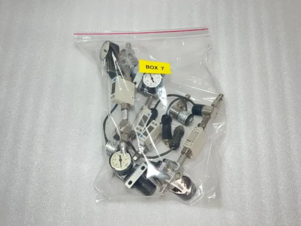 LOT OF 4 PC SMC PFM710-N01-B-M Flow Switch & Marsh MA13R1NM & SENSOR A2014-S83 - Image 2