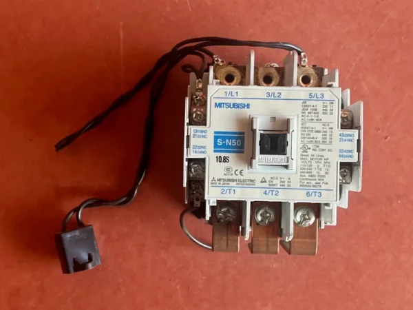 MITSUBISHI S-N50 MAGNETIC CONTACTOR - Image 5