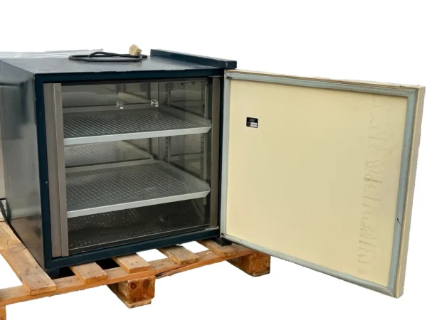 LEEC K 1 N Compact Laboratory Incubator - Image 2