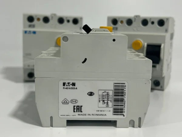 LOT OF 3 PCS - EATON CURRENT CIRCUIT BREAKER FI-40/4/003-A - Image 4