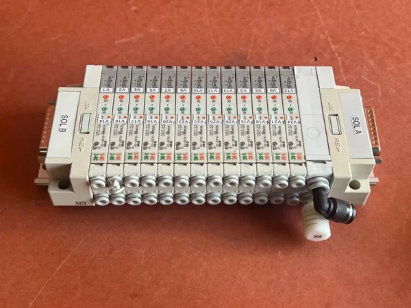 LOT OF 13 PCS SMC VALVE SZ3A60K-5L0Z-C4 - Image 6