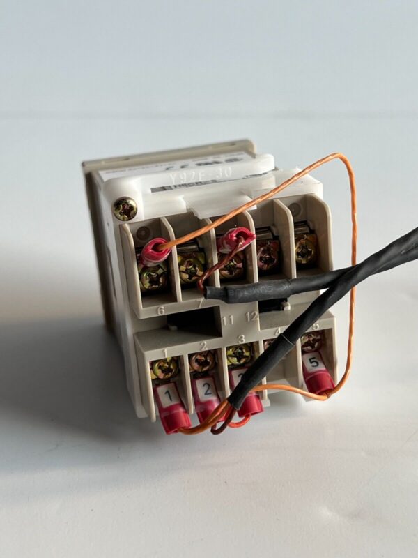 Omron H5CR-S Timer Digital Relay - Image 4