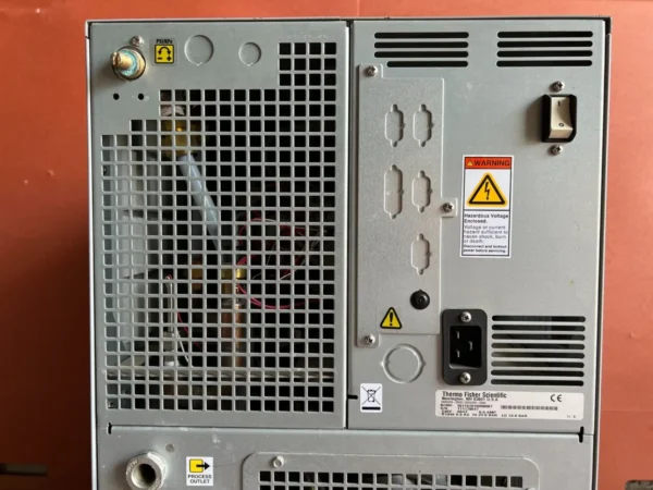 Neslab ThermoFlex900 Recirculating Chiller / Thermo Fisher Scientific - Image 4