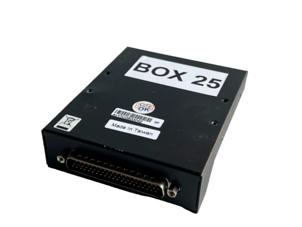 Moxa OPT8-M9 8 Port Serial Connection Box - Image 3