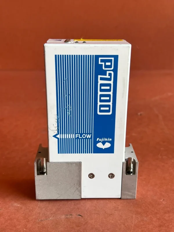 Fujikin P7000 - FCSP7102-4WS1-F2L-A3-NFN Mass Flow Controller - Image 3
