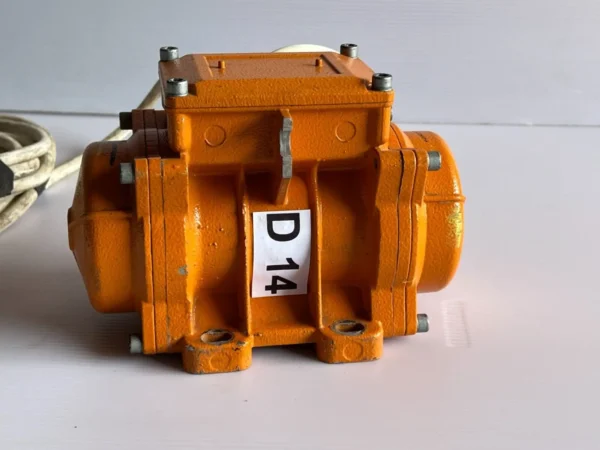 ITALVIBRAS VIBRATOR MOTOR MSVI 3/100-S90 - Image 2