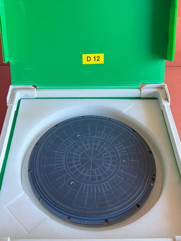 HITACHI P/N 2-A08286-*A ELECTRODE HEAD - ETCHER PARTS