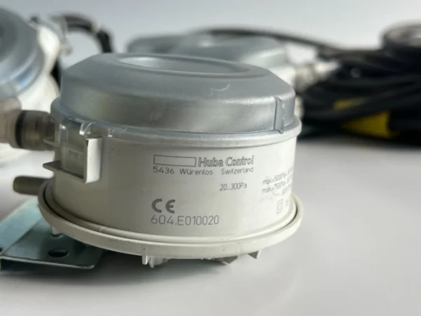 LOT OF 4 Huba Control Type 604.E010020 Adjustable Direct Pressure Control Switch - Image 2