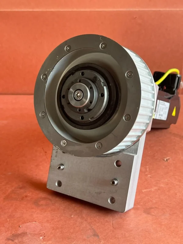 Schneider Electric MOTOR SH30701P02F2000 - GEAR MOTOR PLPE - Image 2
