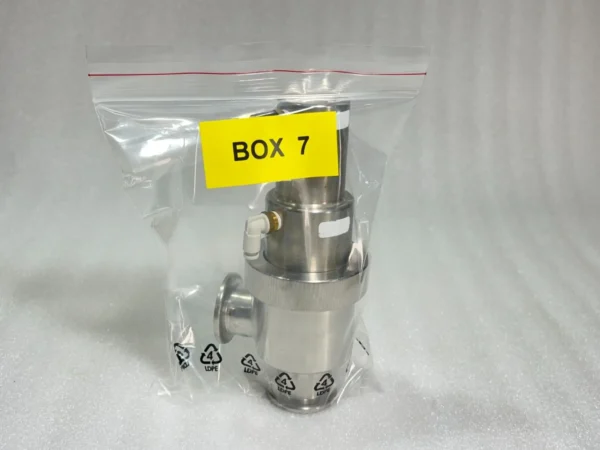 Diavac Limited LCAVB-25H Pneumatic Angle Valve - Image 3