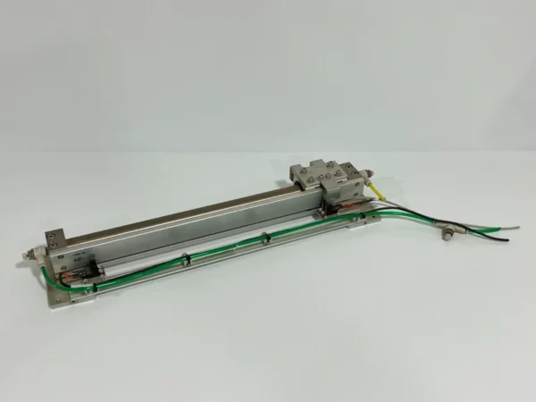 SMC CY3R20-300 cylinder