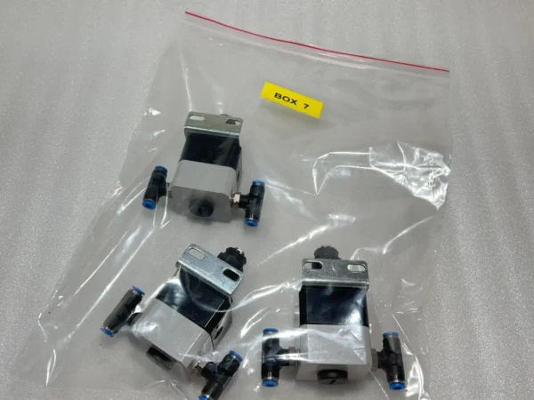 LOT OF 3 - FESTO LRP-1/4-10 159502 Precision pressure regulator - Image 2