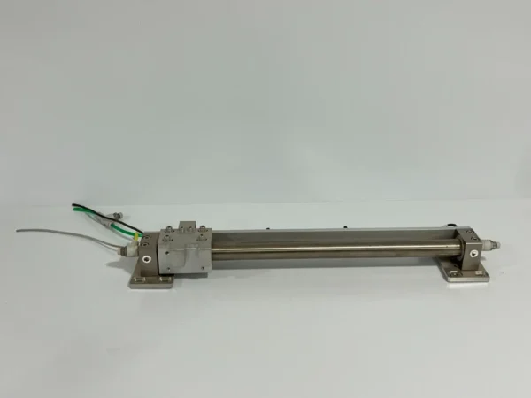 SMC CY3R20-300 cylinder - Image 2