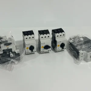 LOT OF 2 PCS - EATON MOELLER PKZM0-25 Circuit Breaker PKZM025 / XTPR025BC1