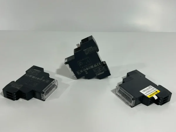 LOT OF 3 PCS - Schneider Electric RM17TA00 multifunction control relay