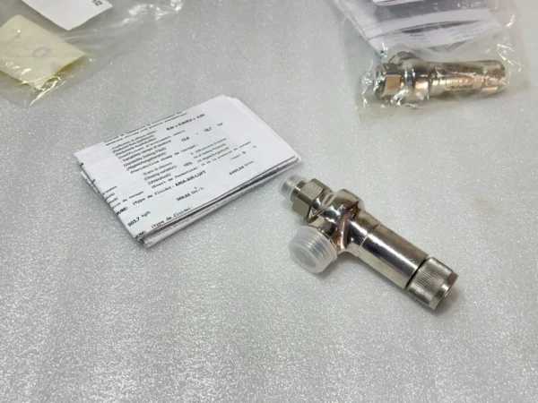 Nuova General Instruments D7/C Safety - Valve Angle Safety Valve - Image 4