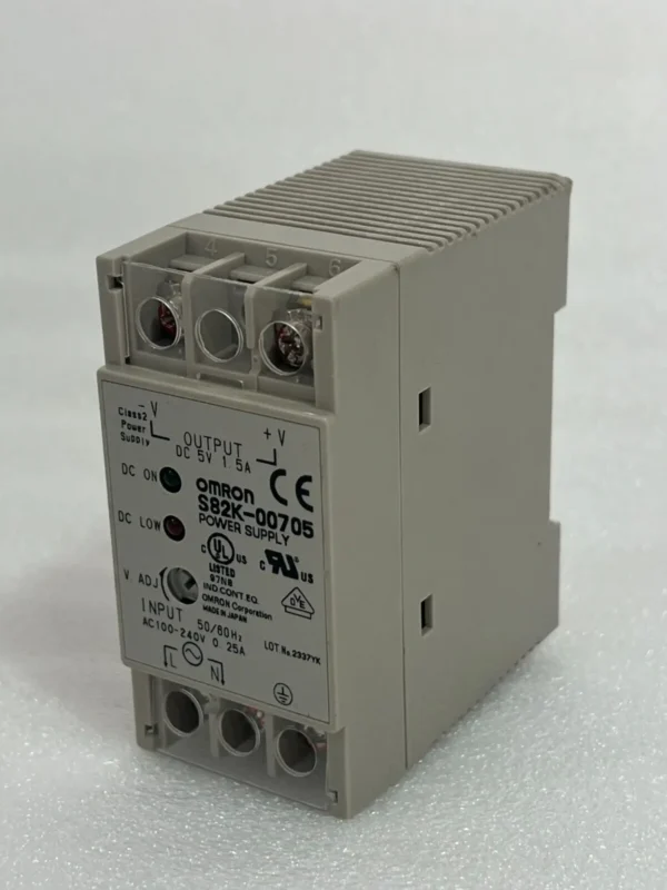 OMRON S82K-00705 Switching Power Supply 5V 1.5A - Image 2