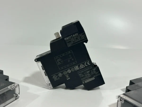 LOT OF 3 PCS - Schneider Electric RM17TA00 multifunction control relay - Image 2