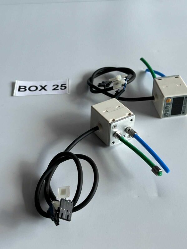 LOT OF 2 PCS - Nagano Keiki GC30-101 Pressure Sensor Switch Gauge - Image 2