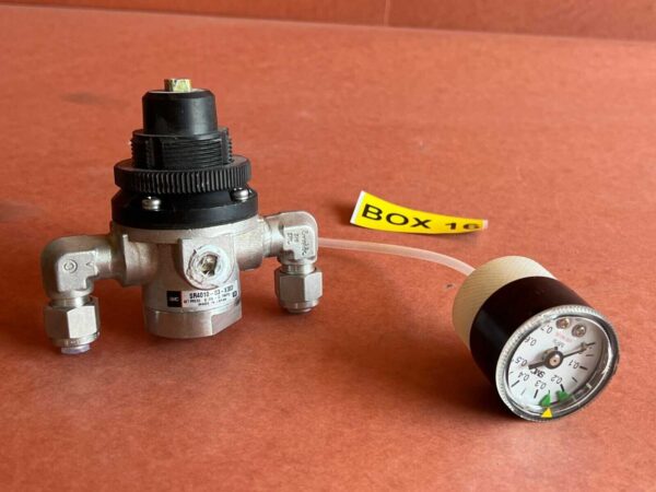 SMC VALVE SR4010-03-X303 - Image 4