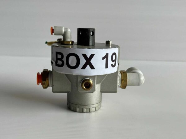 SMC XT13-253-N04 Pilot Regulating Control Valve