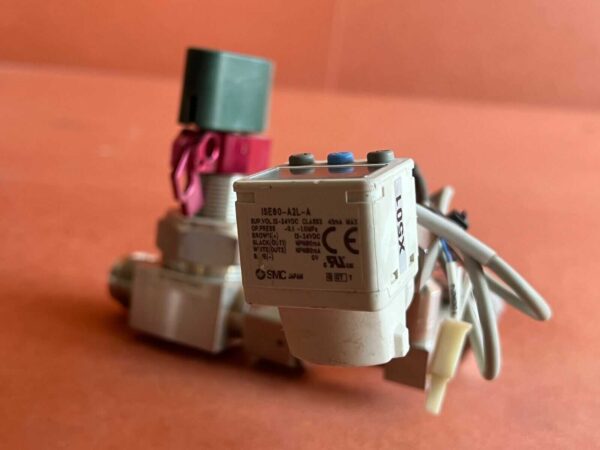 TKSCT DIAPHRAGM 316L EP VALVE + SMC ISE80-A2L-A Digital Pressure Switch - Image 2