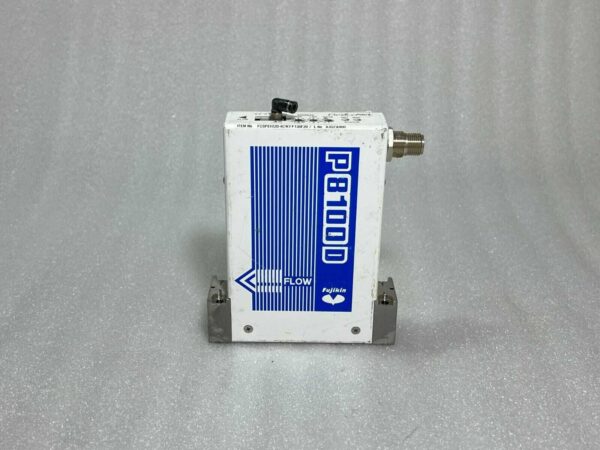 Fujikin P8100D FCSP8102D-4CW2-F130F20 Flow Control System - Image 2