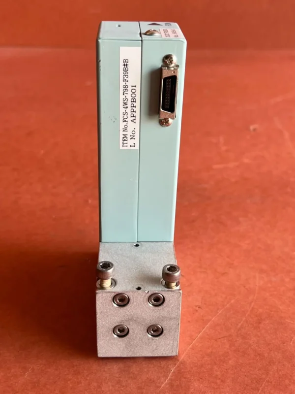 Fujikin FCS-4WS-798-F39B#B Mass Flow Controller - Image 4