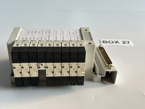 SMC 02-169728-00 Pneumatic Manifold - Image 4