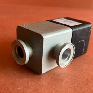 Varian 1200-MSP-A1354 Pnumatic Angle Valve