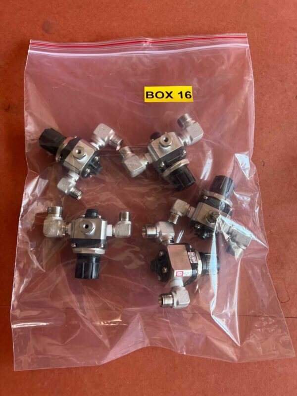 SMC SRH3011-02-R Pressure Regulator Precision Regulator