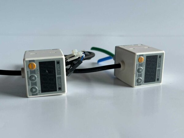 LOT OF 2 PCS - Nagano Keiki GC30-101 Pressure Sensor Switch Gauge - Image 5