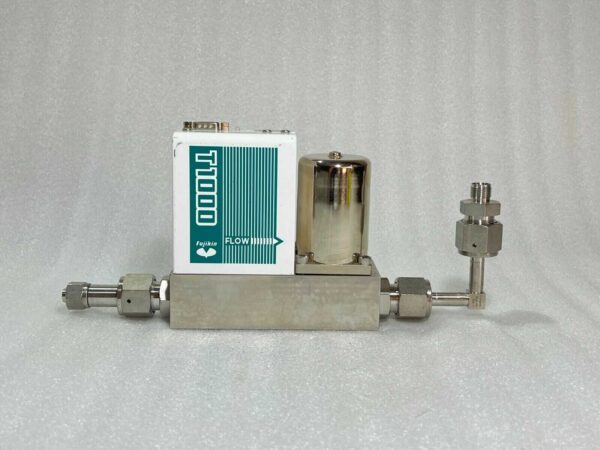 Fujikin FCS T1200FC Gas Thermal Mass Flow Syst Controller - Image 3