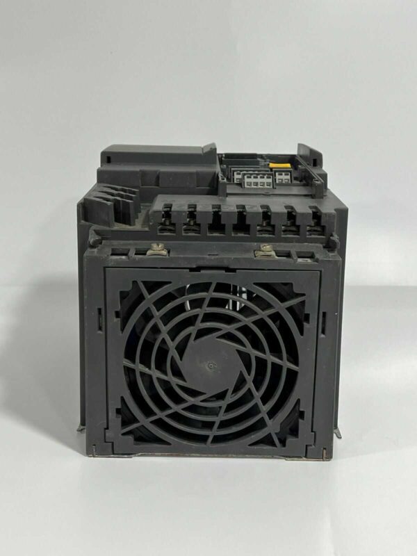 Siemens 6SE6420-2AD27-5CA1. Frequency inverter - Image 4